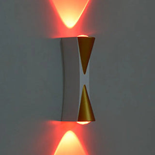 Black Simple Curved Geometric Exterior LED Wall Light Image - 7