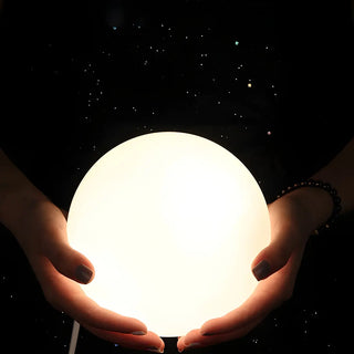 Creative White Bigfoot Moon Modern Resin Table Lamp Zawala Image - 10