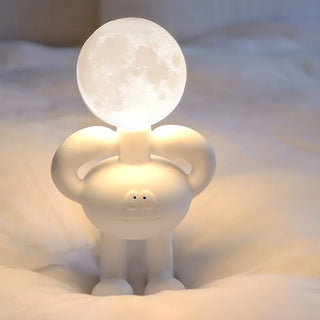 Creative White Bigfoot Moon Modern Resin Table Lamp Zawala Image - 2