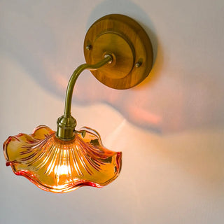 Green Flower Ruffled Glass Shade Wooden Wall Sconce Zawala Image - 4