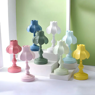 Unique Flower Dome Shape Modern Bedside Table Lamp Zawala Image - 4