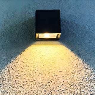Modern Black Geometric Outdoor Mini LED Wall Light Zawala Image - 4