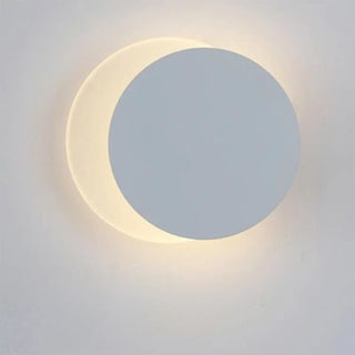 Minimalist Black Circular Metal LED Wall Sconce Image - 7