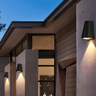 Black Modern Cone Metal Exterior LED Wall Light Zawala Image - 3