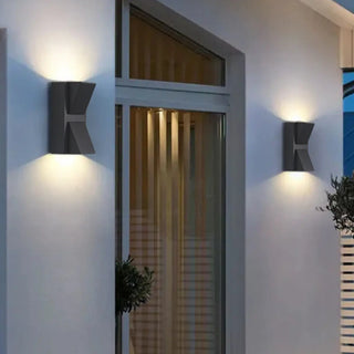 Modern Geometric Black Wall Mount Exterior Sconce Zawala Image - 4