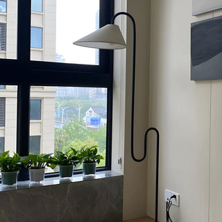 Minimalist Cone Modern Black Curved Floor Lamp Zawala Image - 10