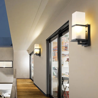 Minimalist Square Black Metal Outdoor LED Wall Light Zawala Image - 5