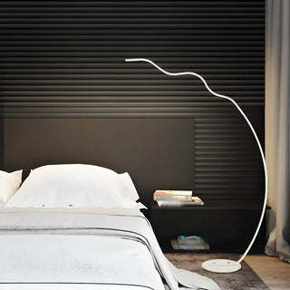 Black Bedside Modern Curved Metal LED Floor Lamp Zawala Image - 15