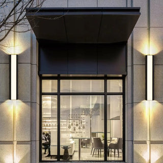 Black Simple Exterior Rectangular Metal Wall Sconce Zawala Image - 1