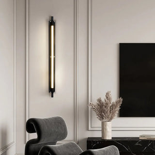 Simple Black Slim Vertical Design Metal Wall Sconce Zawala Image - 1
