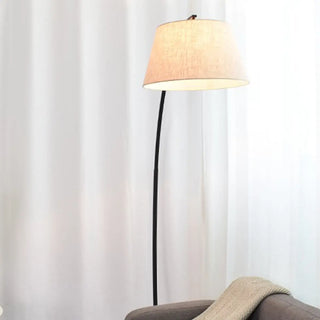 Modern Barrel Black Metal Arced LED Floor Light Zawala Image - 5