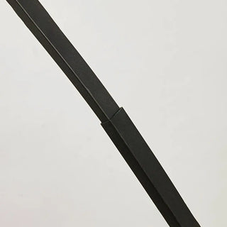 Modern Barrel Black Metal Arced LED Floor Light Zawala Image - 7