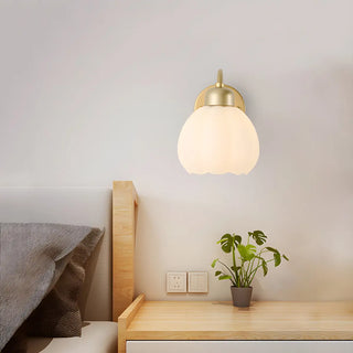 Exquisite Floral Glass Wall Light with Pull Chain Zawala Image - 2