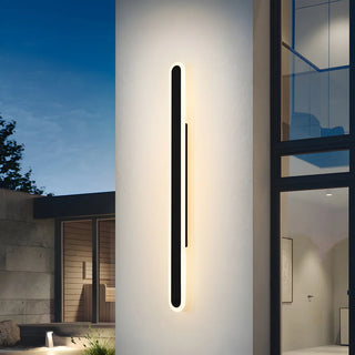 Minimalist Vertical Black Acrylic Exterior Wall Light Zawala Image - 1