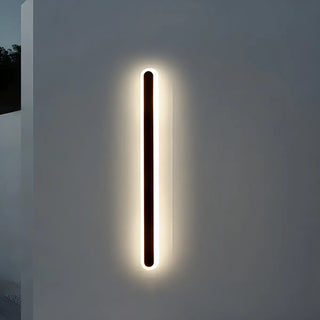 Minimalist Vertical Black Acrylic Exterior Wall Light Zawala Image - 10