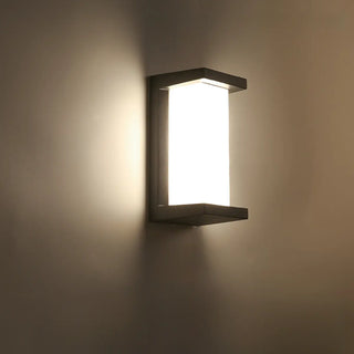 Modern Rectangular LED Outdoor Wall Light Zawala Image - 3