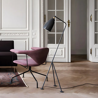 Modern Simple Black Cone and Tripod Metal Floor Lamp Zawala Image - 2