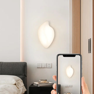 Modern Organic White Leaf-Shaped LED Wall Sconce Zawala Image - 5