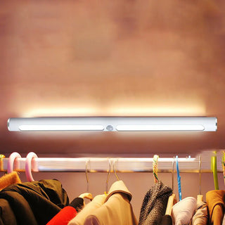 Cloakroom Modern White LED Bar Metal Vanity Light Zawala Image - 1