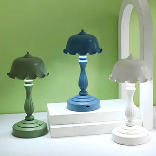 Elegant Simple Flower Resin Bedroom LED Table Lamp Zawala Image - 5