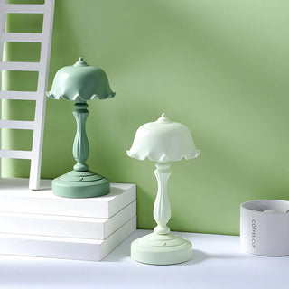 Elegant Simple Flower Resin Bedroom LED Table Lamp Zawala Image - 6