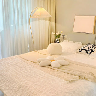 ZOWALA - Simple White Curved Pleated Floor Lamp Image - 2