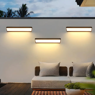 Sleek Black Geometric Outdoor Wide Beam Wall Light Zawala Image - 3