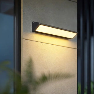 Sleek Black Geometric Outdoor Wide Beam Wall Light Zawala Image - 4