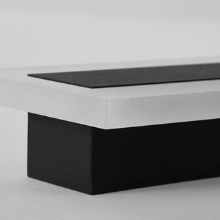 Slim Black Outdoor Modern LED Wall Light Zawala Image - 9