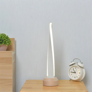 Stylish Nordic White Twist LED Aluminum Table Lamp Zawala Image - 3