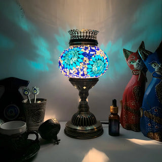 ZOWALA - Traditional Bronze Glass Lantern Table Lamp Image - 7