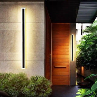 Vertical Black Outdoor LED Wall Light Fixture Zawala Image - 1