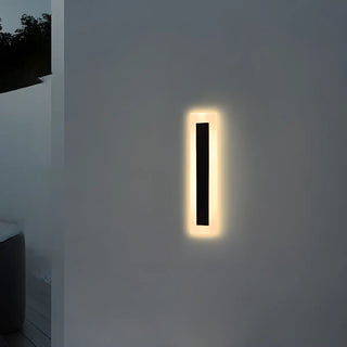 Vertical Black Outdoor LED Wall Light Fixture Zawala Image - 4